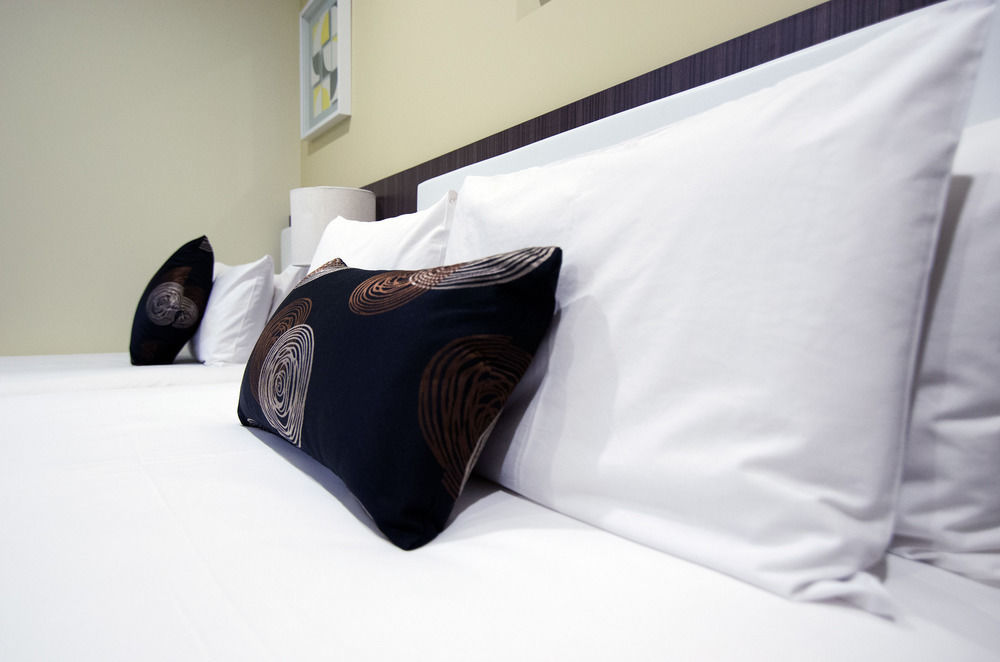 Park Squire Motor Inn & Serviced Apartments Melbourne Bagian luar foto