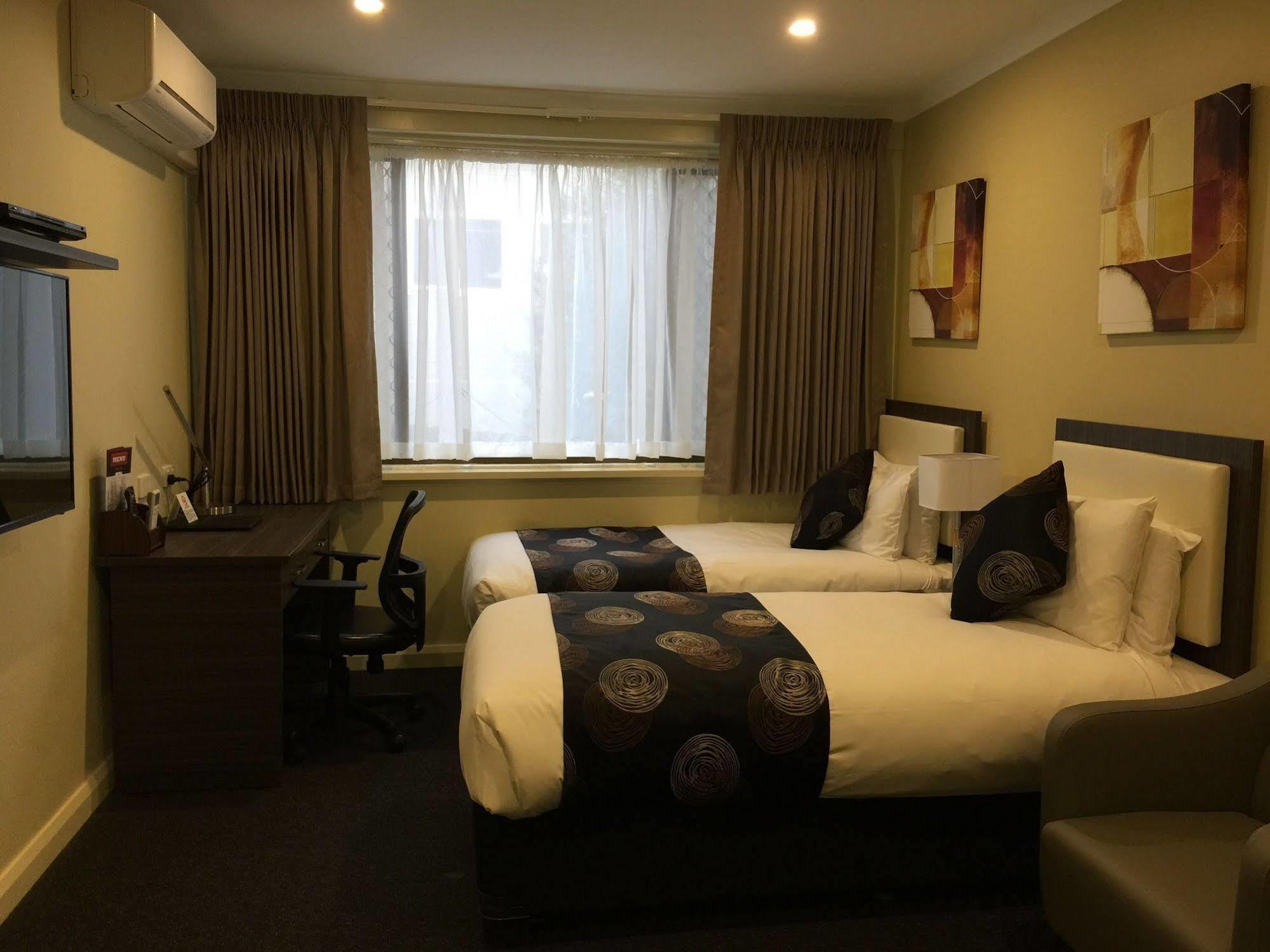 Park Squire Motor Inn & Serviced Apartments Melbourne Bagian luar foto