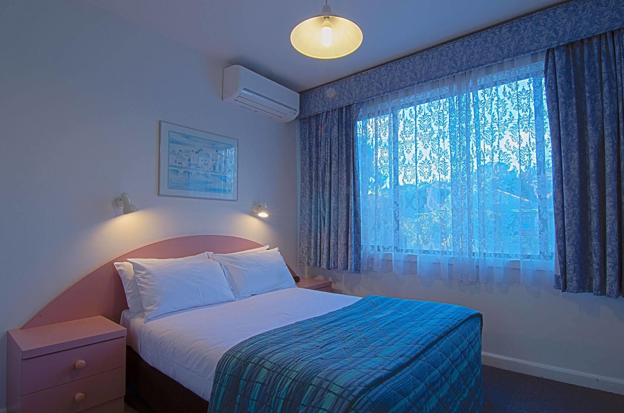 Park Squire Motor Inn & Serviced Apartments Melbourne Bagian luar foto