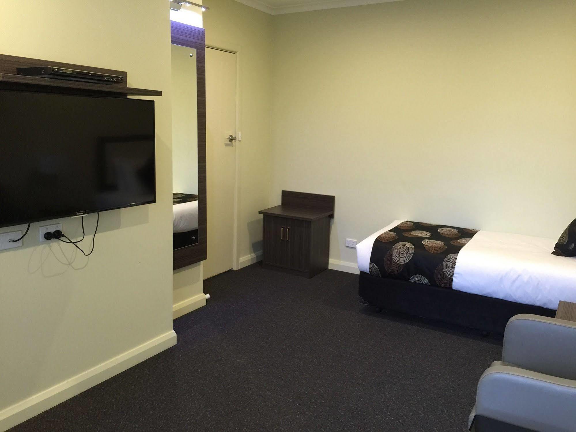 Park Squire Motor Inn & Serviced Apartments Melbourne Bagian luar foto