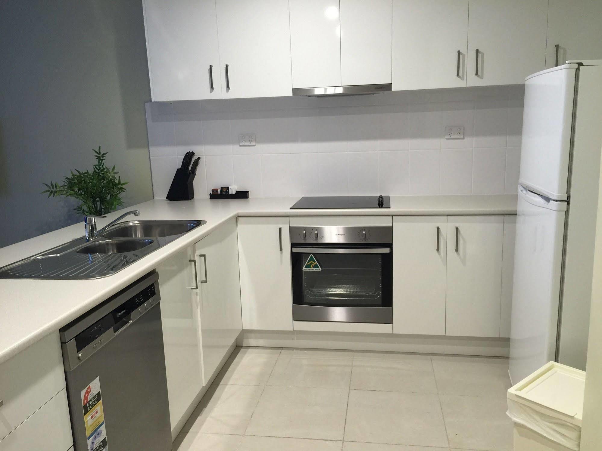 Park Squire Motor Inn & Serviced Apartments Melbourne Bagian luar foto